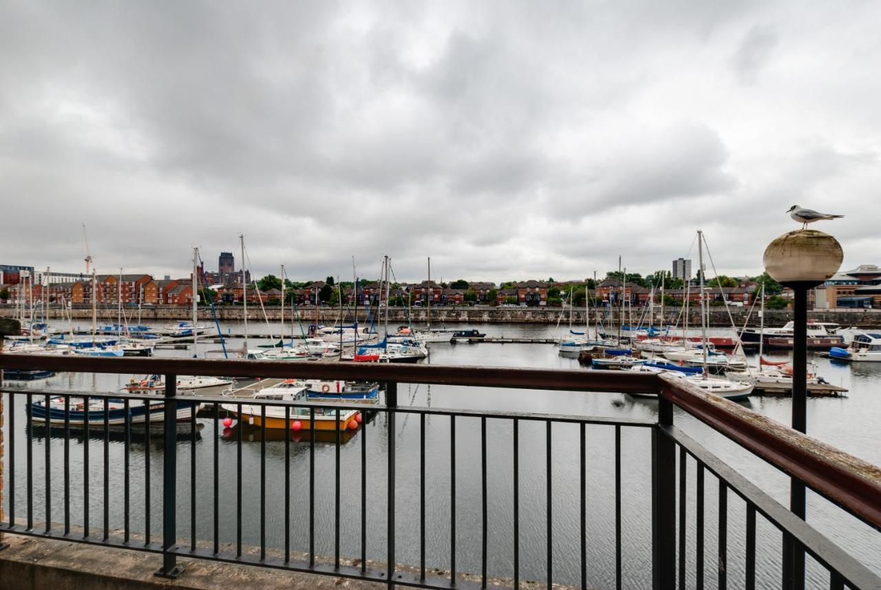 Base Serviced Apartments - The Docks Liverpool Exterior foto